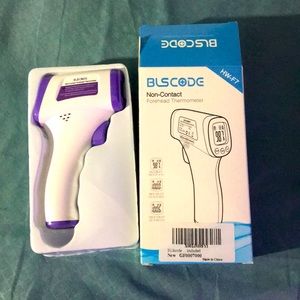 No contact thermometer